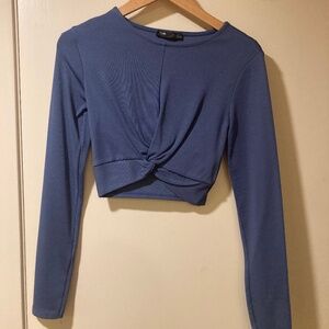 Long sleeve crop top - blue, twist front